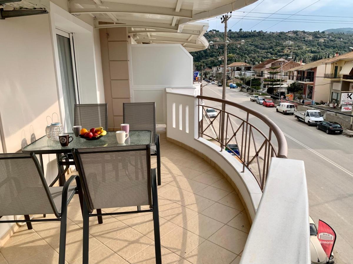 Rosa'S Apartments Lefkada City ภายนอก รูปภาพ