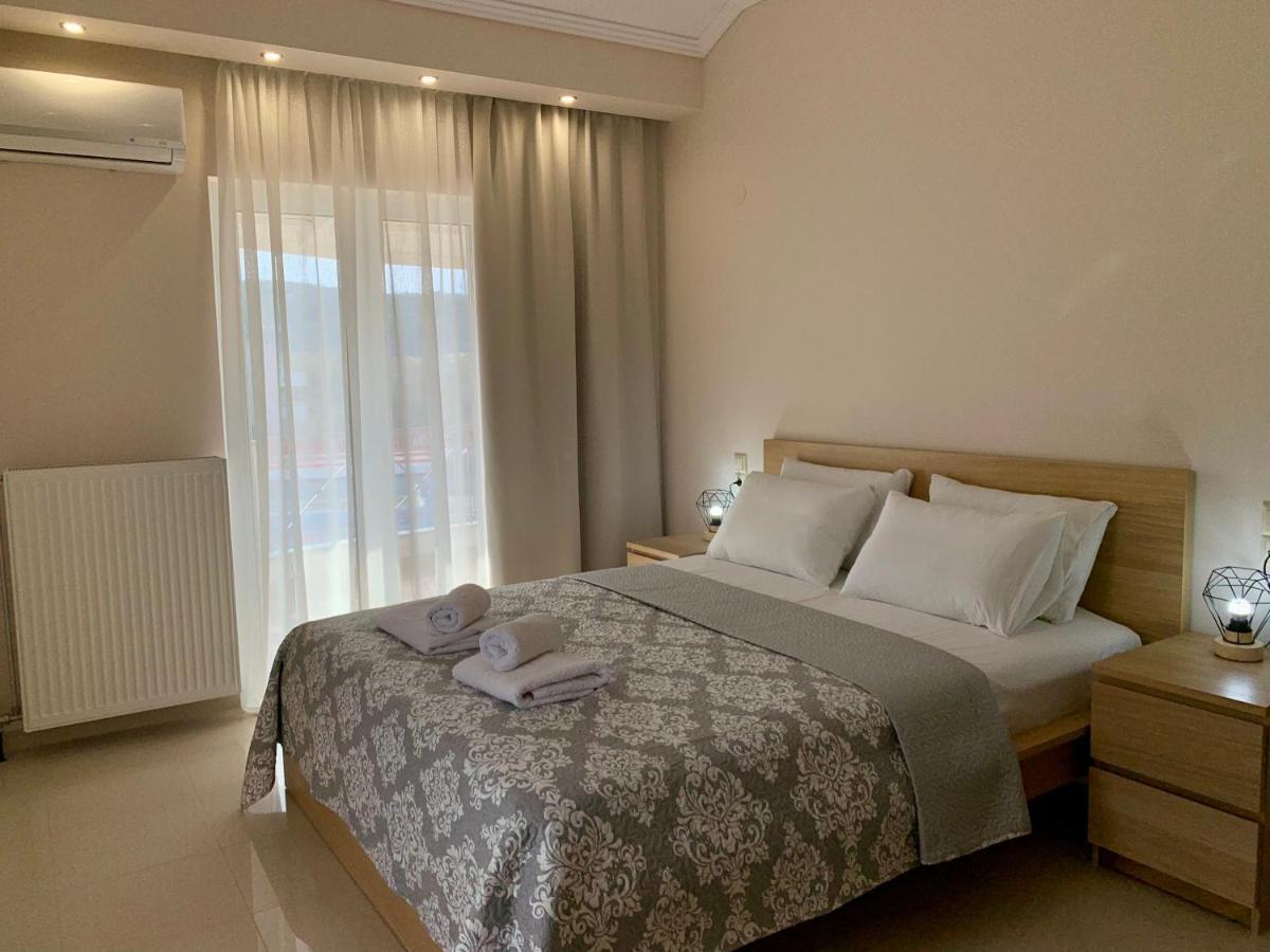 Rosa'S Apartments Lefkada City ภายนอก รูปภาพ